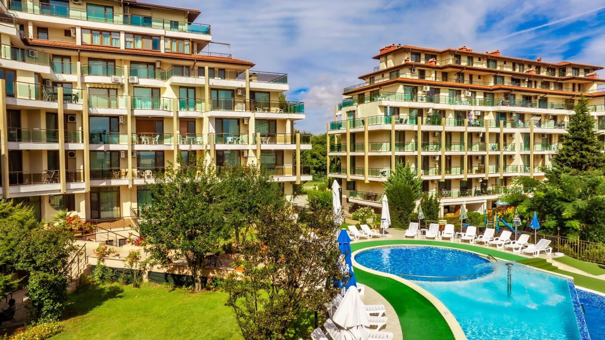 Aparthotel Hotel Prestige City II Primorsko Exteriér fotografie